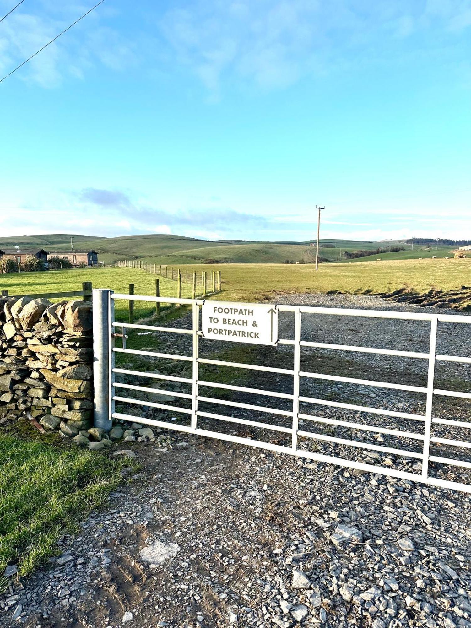 Lodge Cabin With Fabulous Views - Farm Holiday Stranraer Kültér fotó