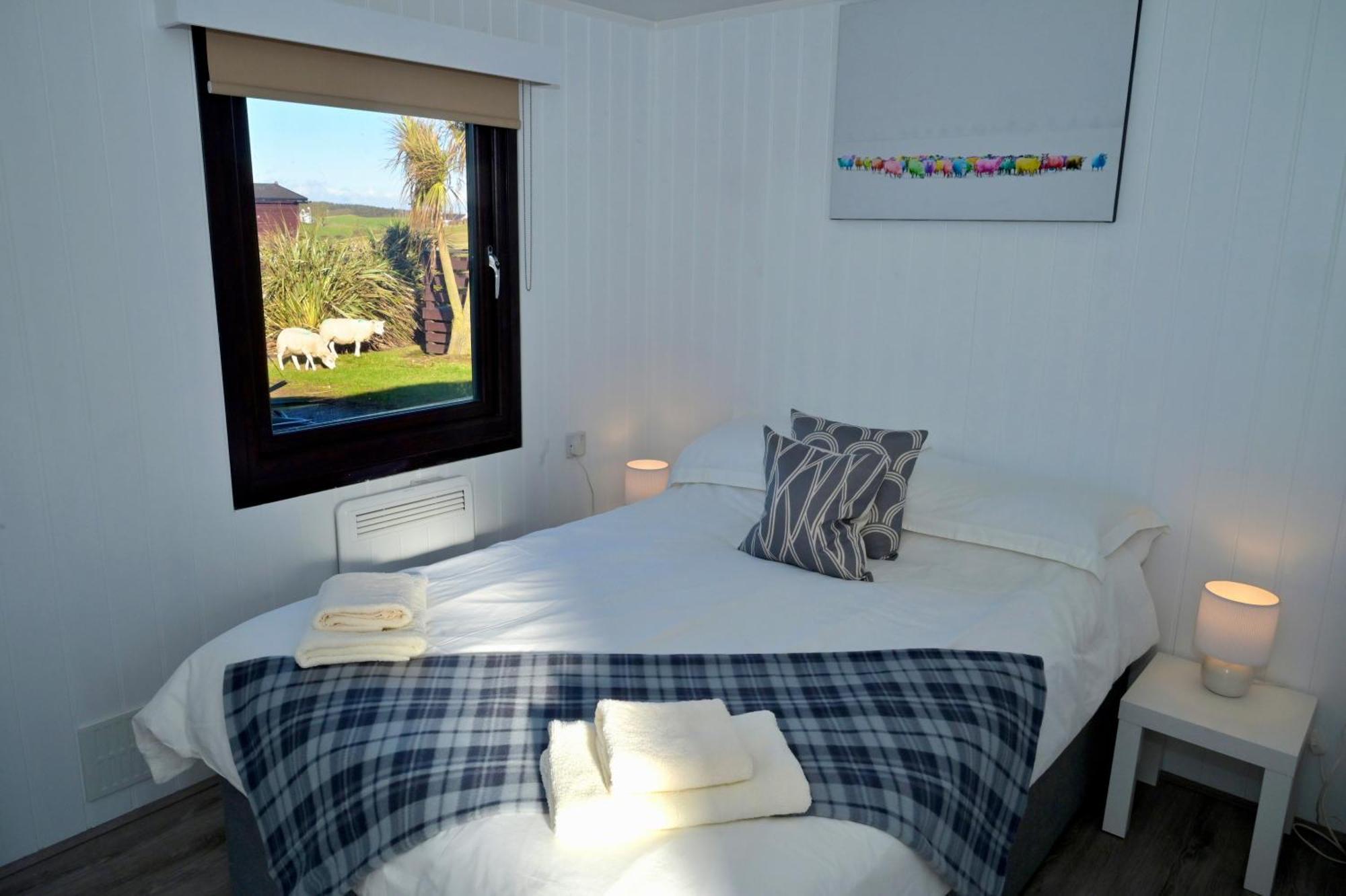Lodge Cabin With Fabulous Views - Farm Holiday Stranraer Kültér fotó